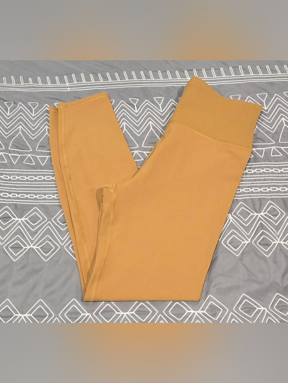 Vuori Womens Rib Studio Leggings In Dark Golden Size Large NWOT